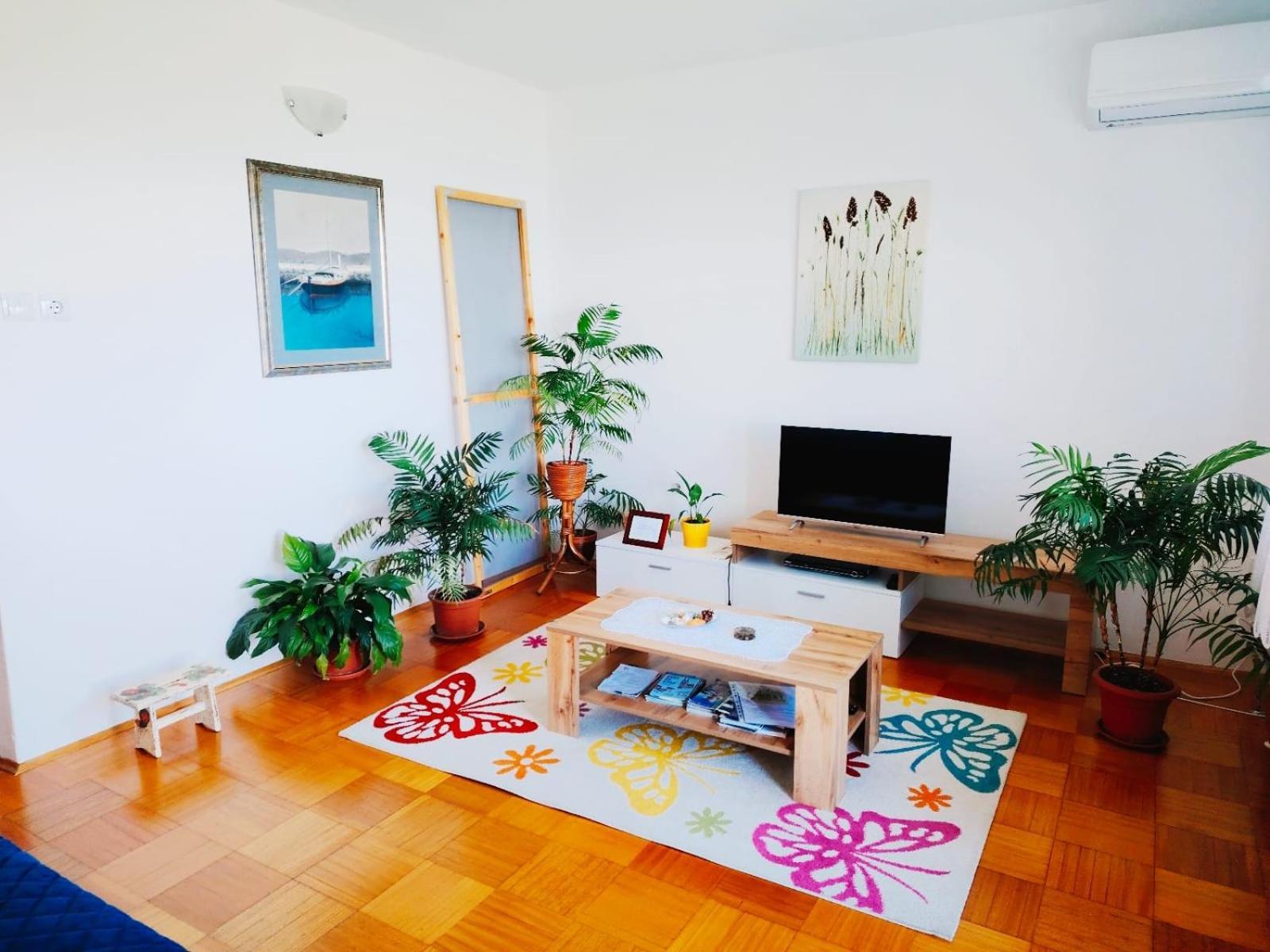 Forest Heritage Apartment Hreljin Екстериор снимка